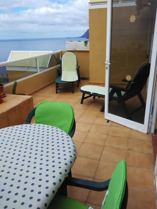 2 Bd Apartment With Stunning View Puerto de Santiago  Eksteriør billede